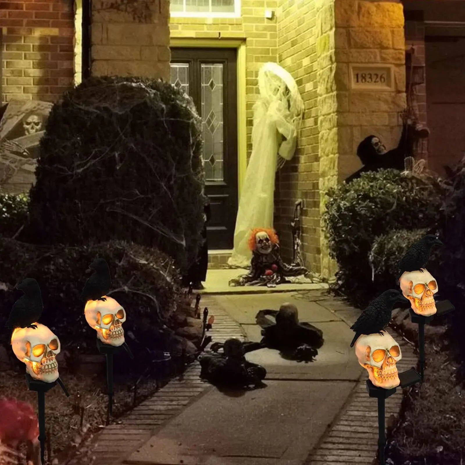 Crow on Skull Garden light